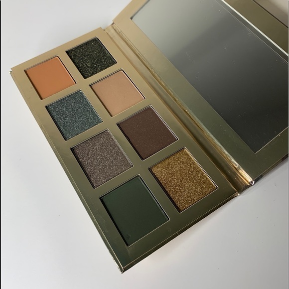 NEW Stila Camouflage Beauty Eye Shadow Pallet - Picture 2 of 4